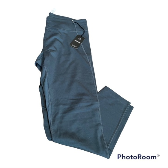 allbirds Women's Natural Legging in shadow - Picture 6 of 14